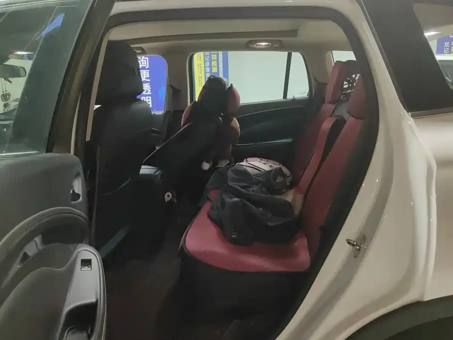 Buick Envision Plus — миниатюра 11