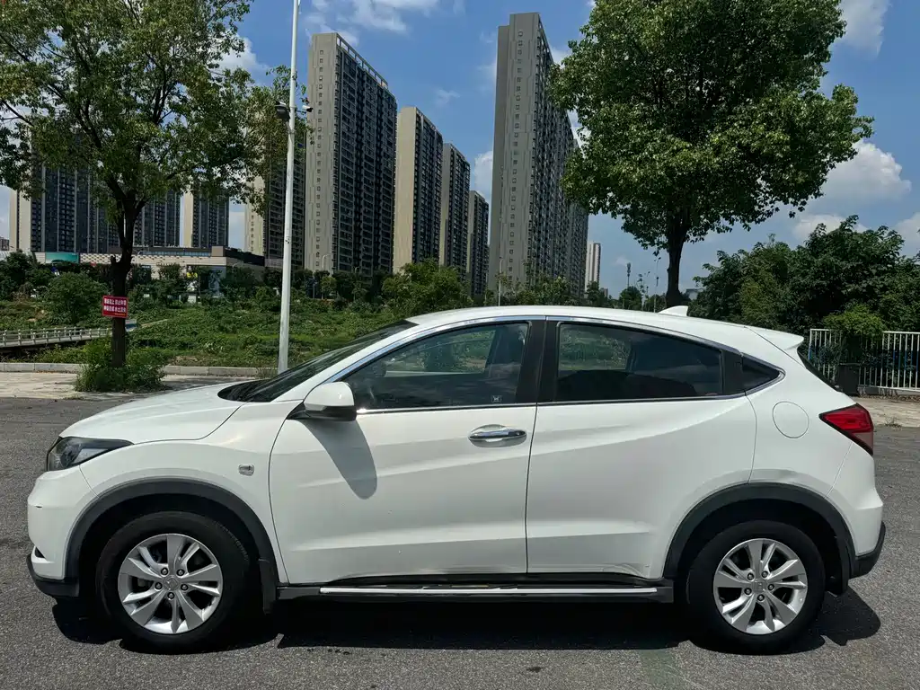 Honda Vezel 2017 1.5L CVT Comfort