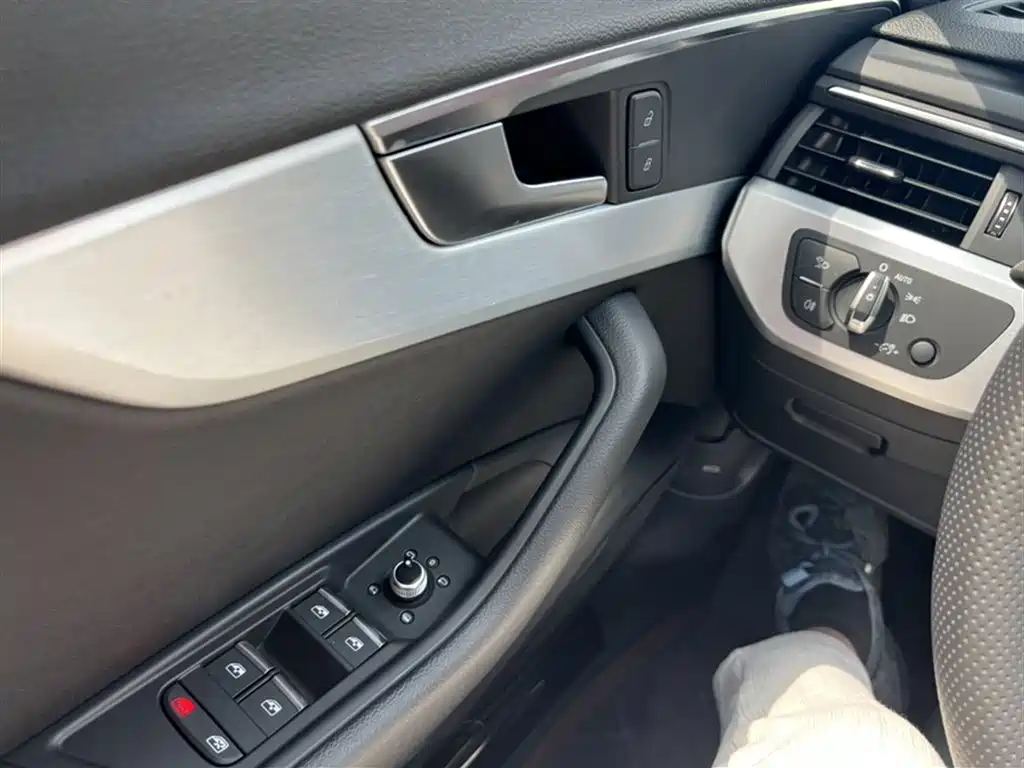 Audi A4L — фотографии объявления, Фото 18