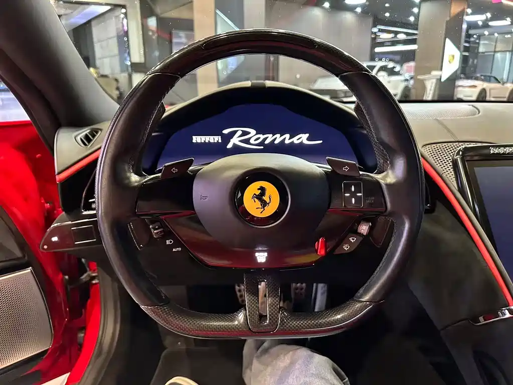 Ferrari Roma — миниатюра 4