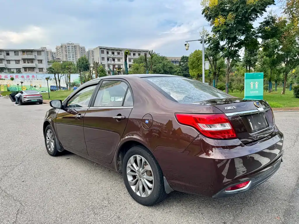 Geely Vision — миниатюра 12