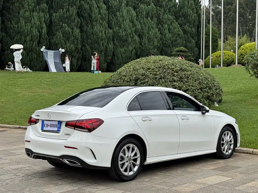 Mercedes-Benz A-Class A 2022 A 200 L Sport Fashion
