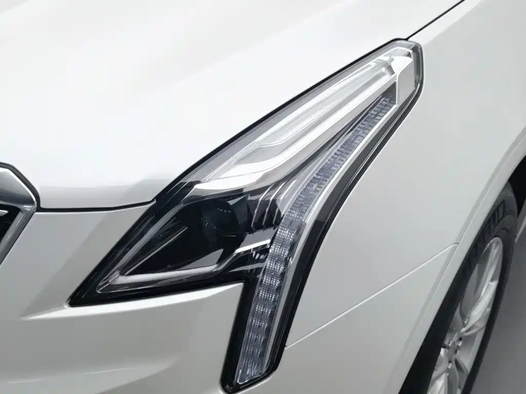Cadillac XT5 — миниатюра 7