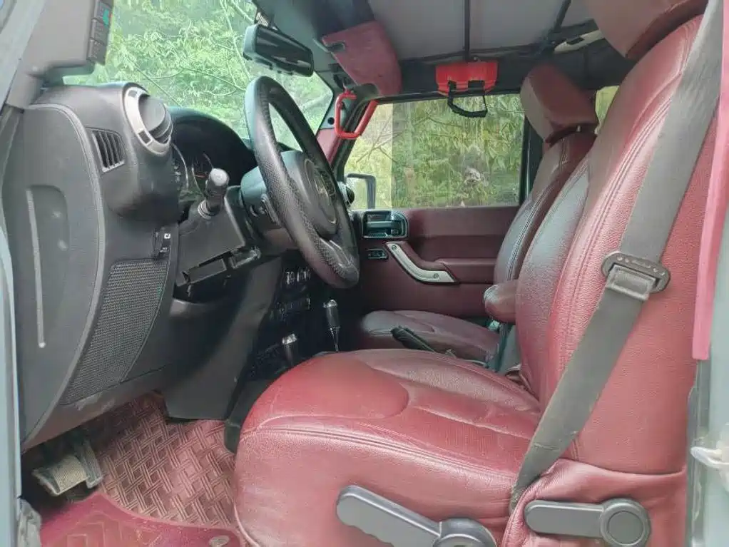 Jeep Wrangler — миниатюра 4