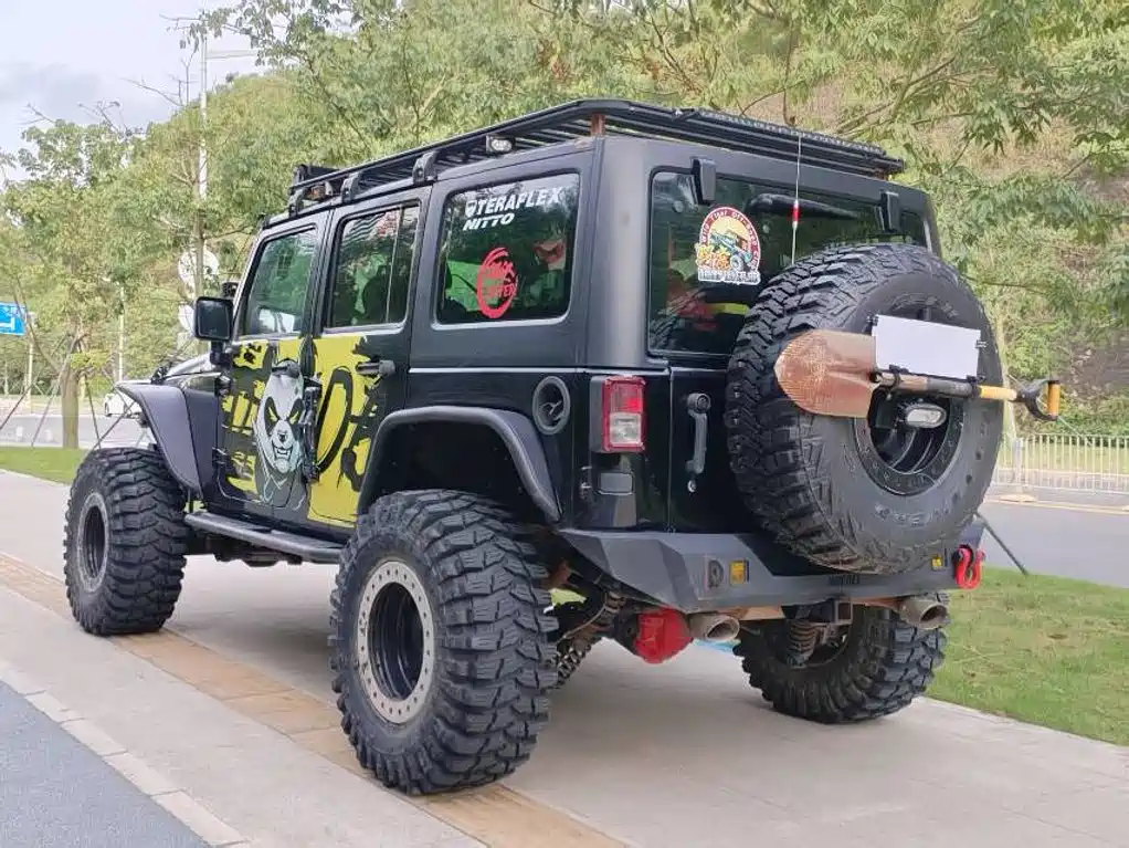 Jeep Wrangler — миниатюра 7
