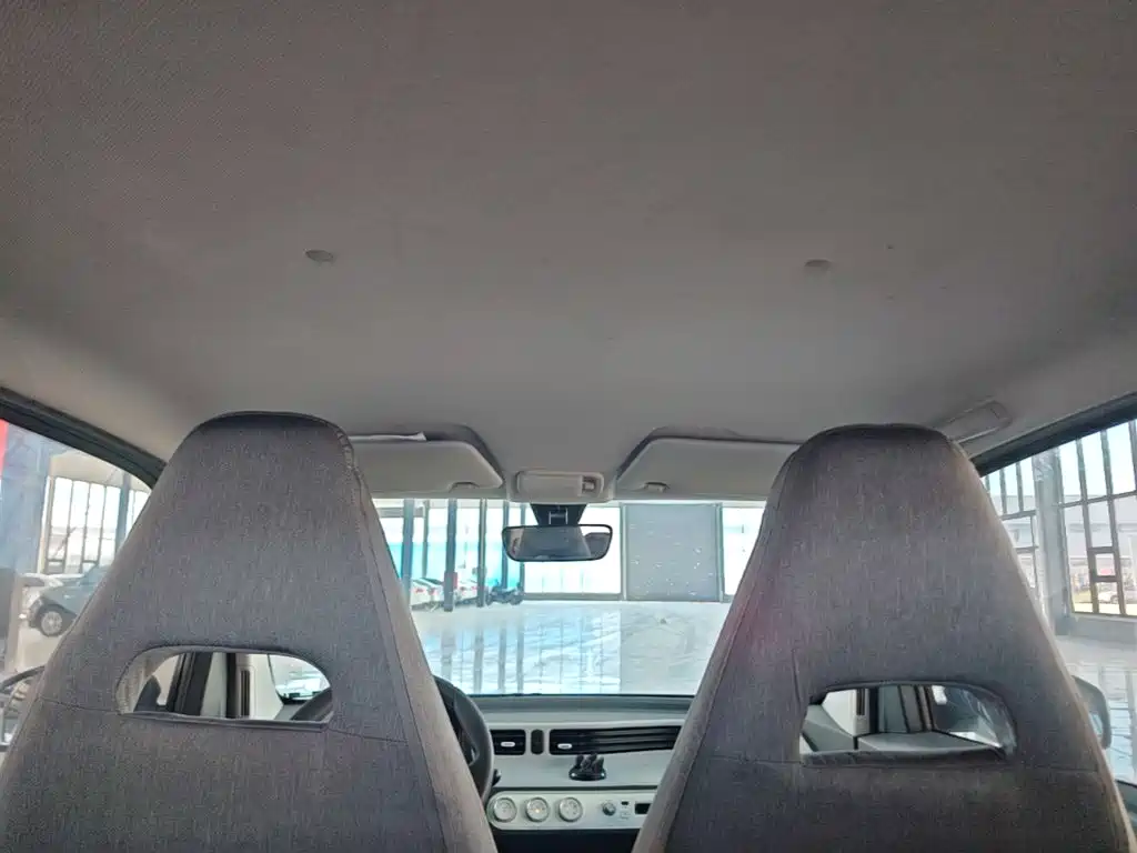 Wuling MINIEV — миниатюра 18