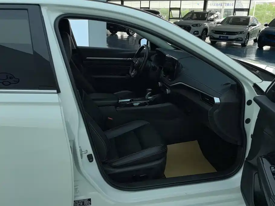 Nissan Altima 2020 2.0T XL Upper AD1 Smart