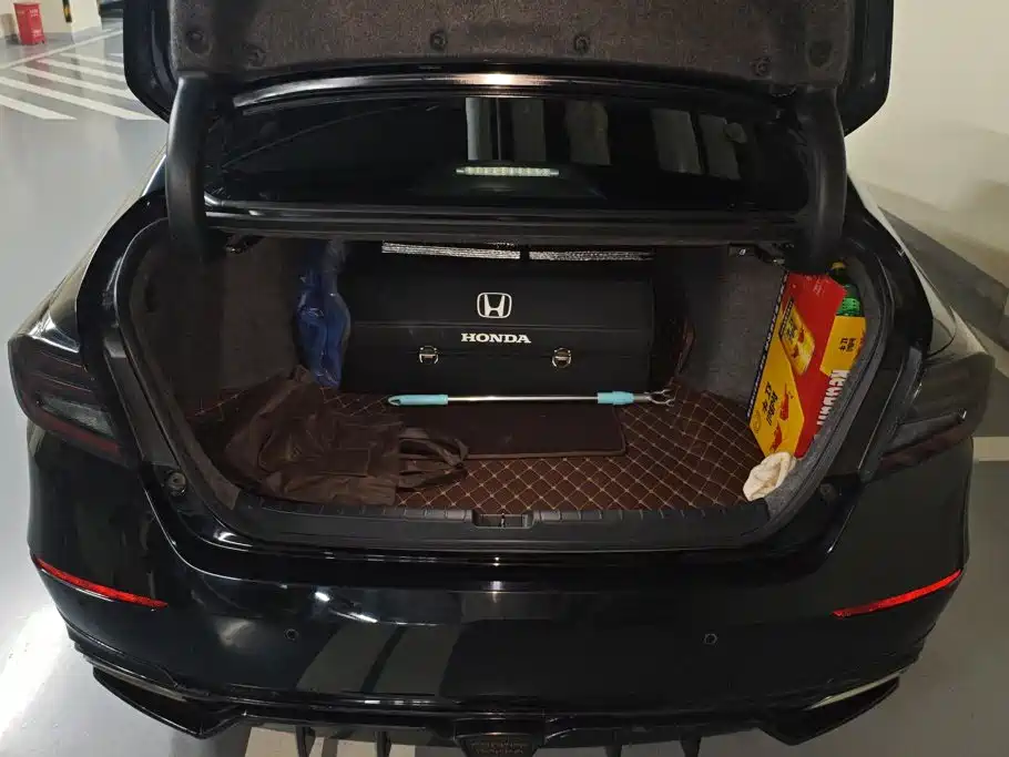 Honda Accord — миниатюра 4