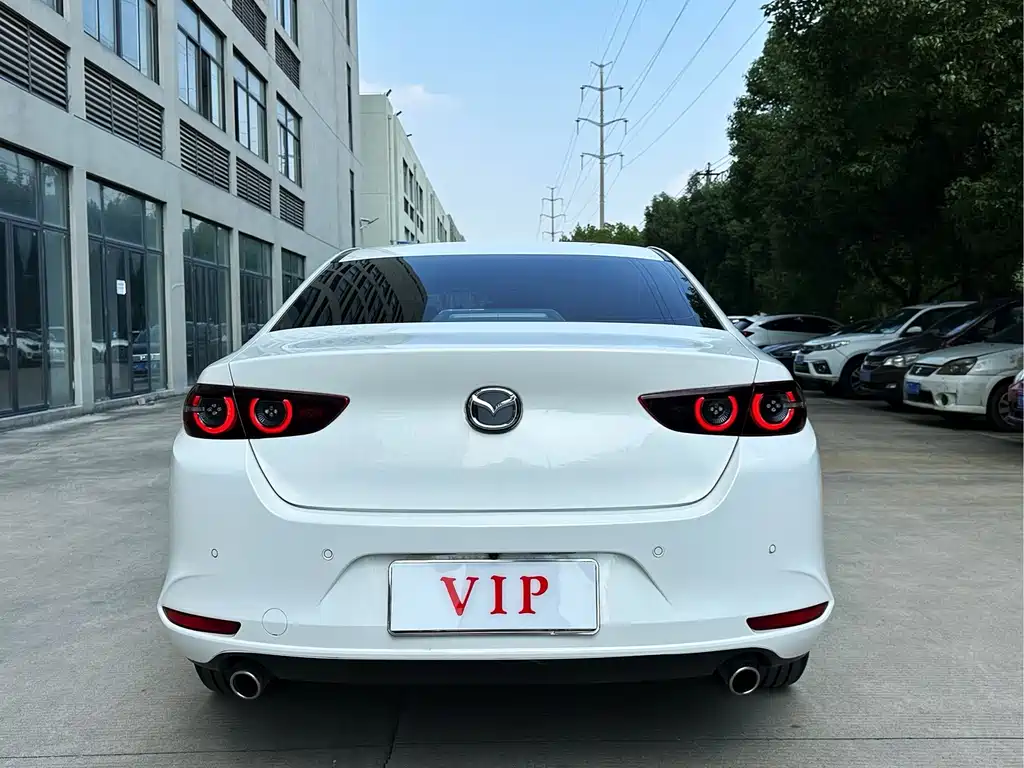 Mazda 3 Axela — миниатюра 14
