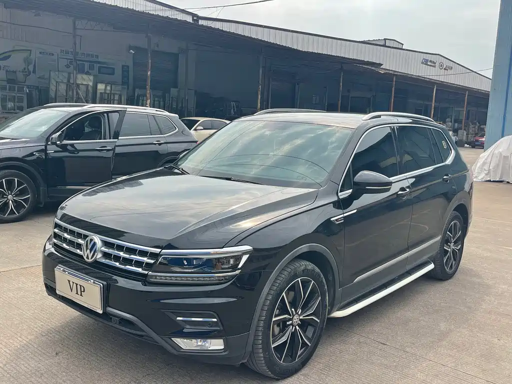 Volkswagen Tiguan L