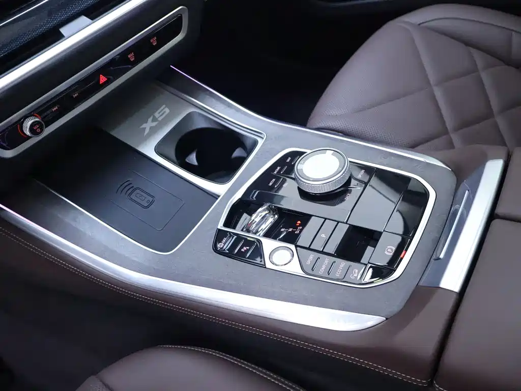 BMW X5 — миниатюра 12