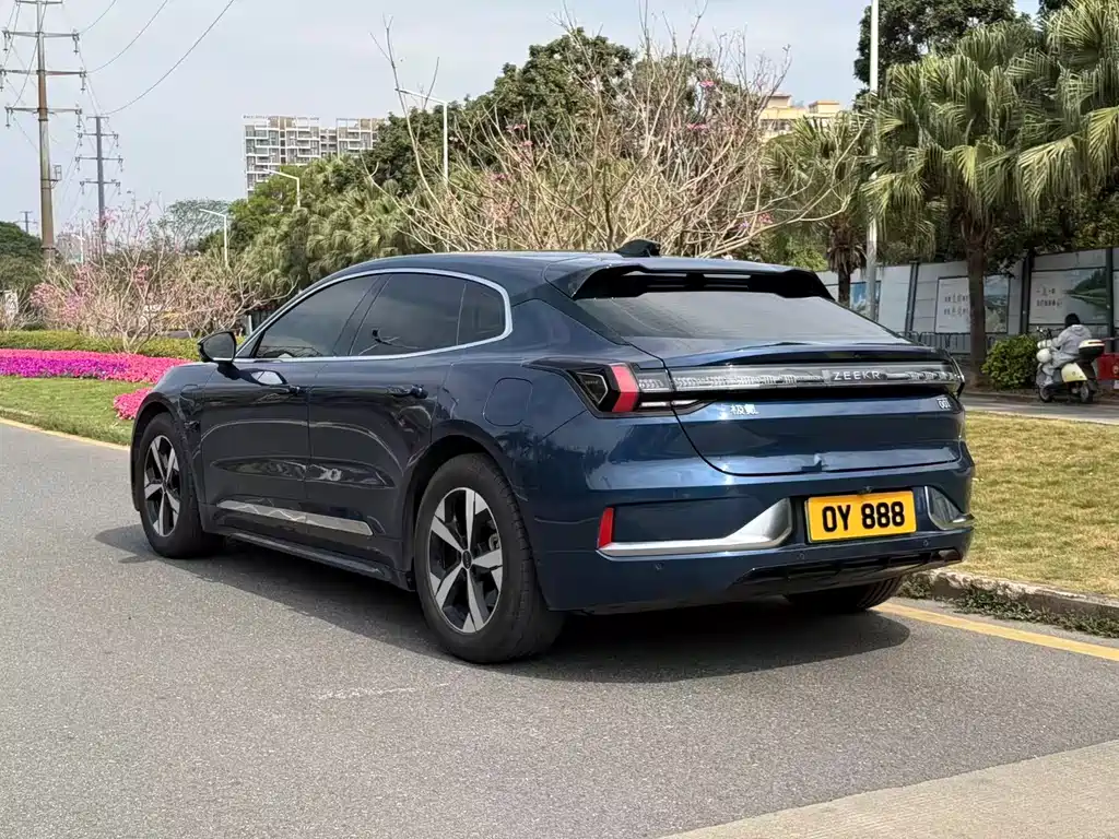 ZEEKR EXTREME KRYPTON 001