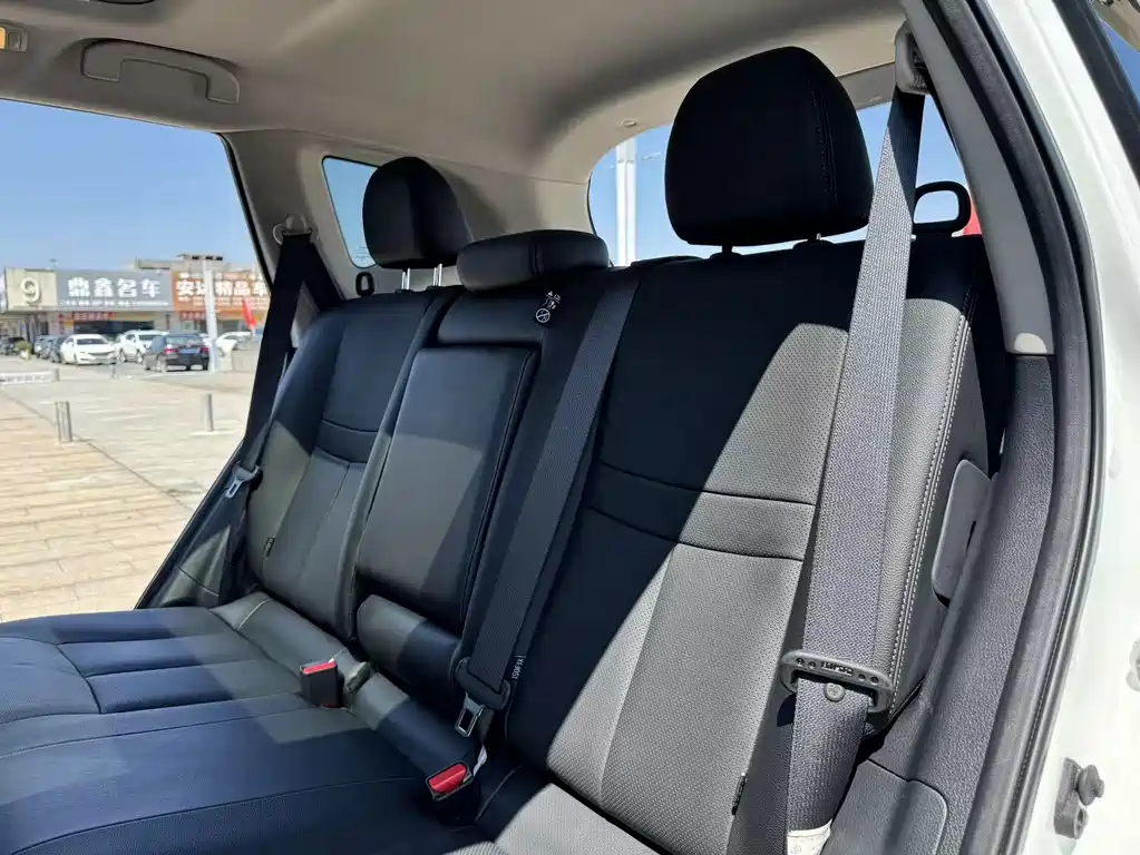 Nissan X-Trail — миниатюра 17