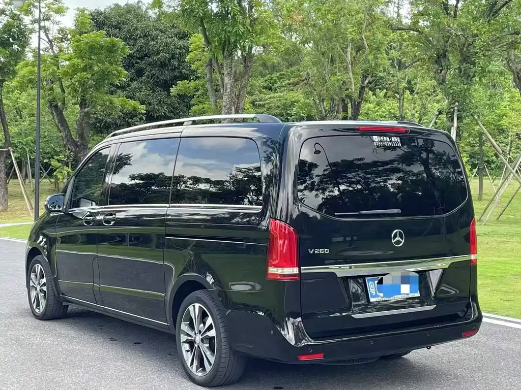 Mercedes-Benz V-Class — миниатюра 9