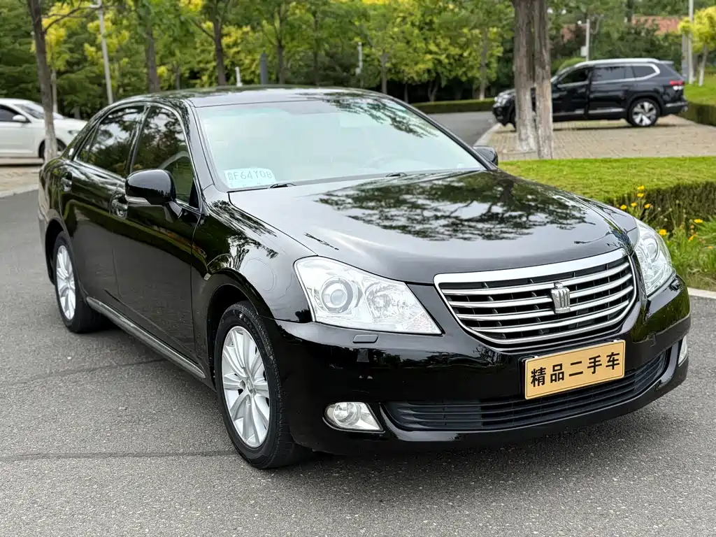 Toyota Crown 2011 2.5L Royal