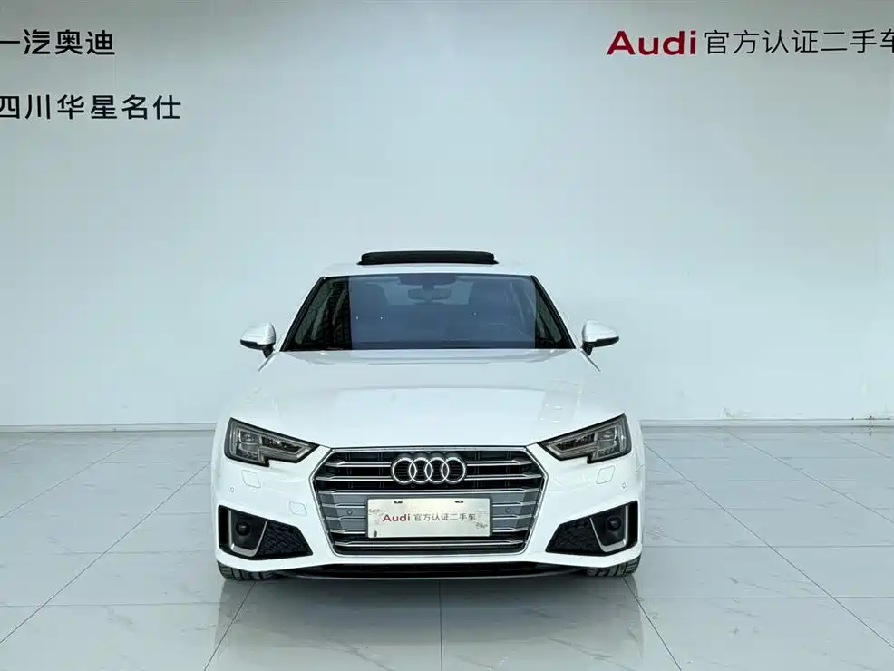 Audi A4L 2019 40 TFSI Fashion V
