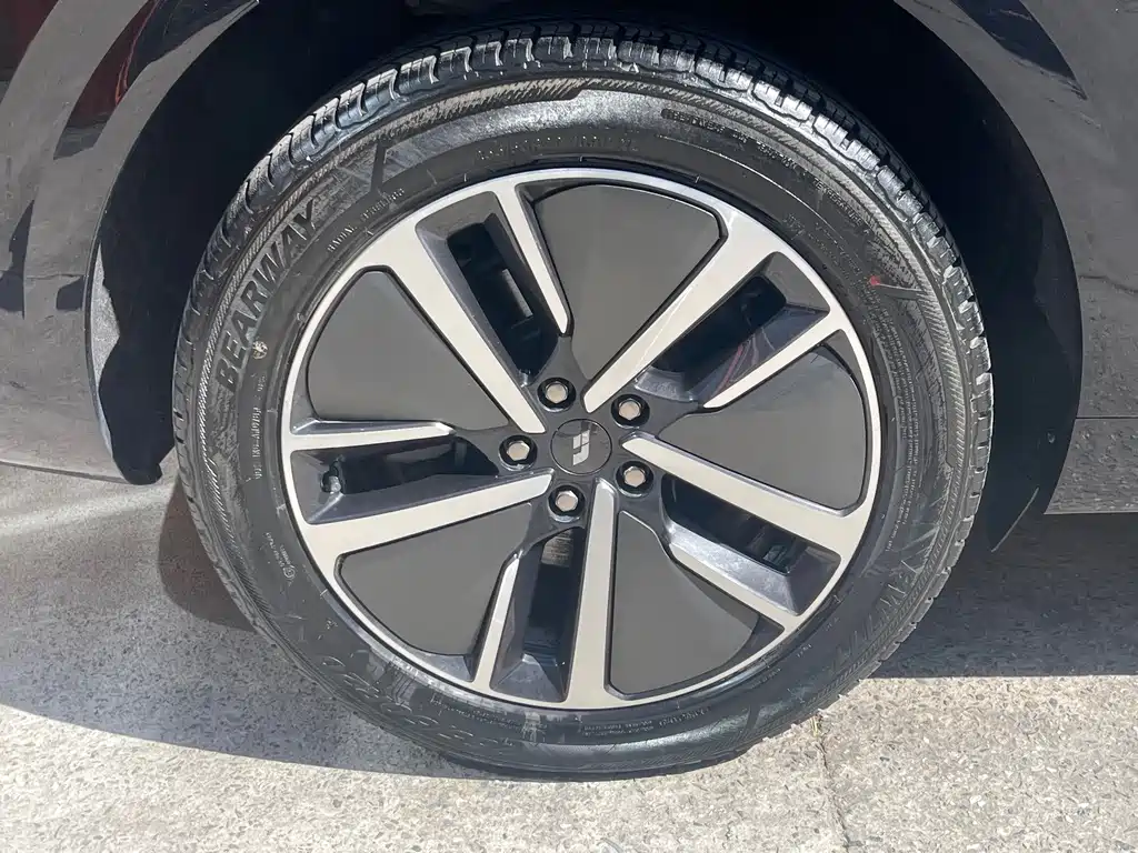 Li Auto Li L6 — миниатюра 14