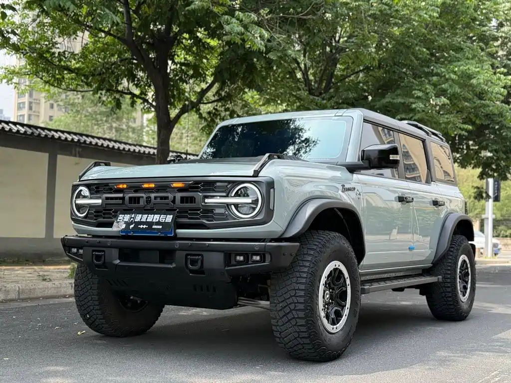 Ford Bronco 2024