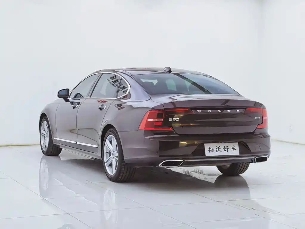 Volvo S90 — миниатюра 30
