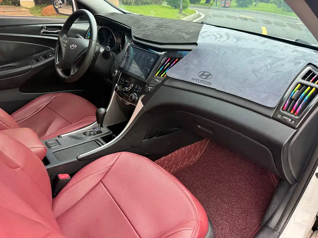 Hyundai Sonata — миниатюра 14