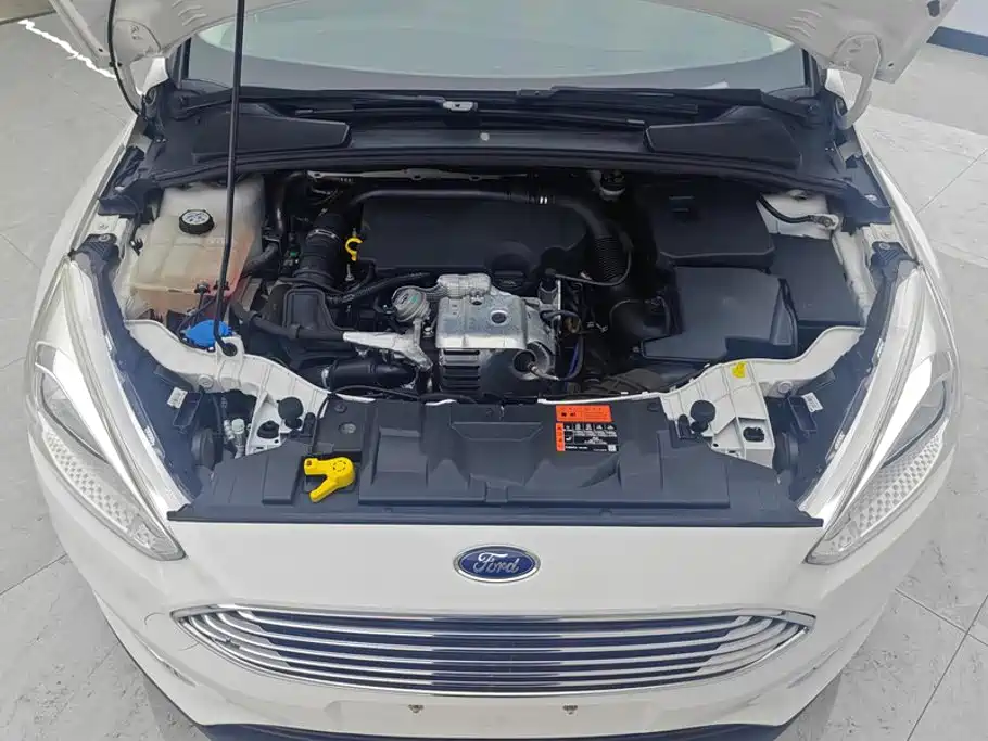 Ford Focus — миниатюра 10