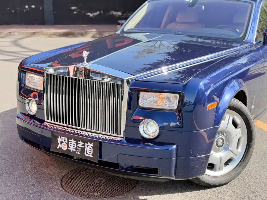 Rolls-Royce Phantom — миниатюра 26