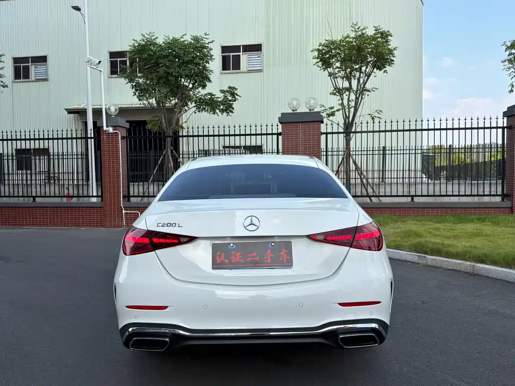 Mercedes-Benz C-Class — миниатюра 9