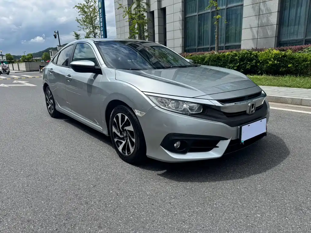 Honda Civic — миниатюра 3