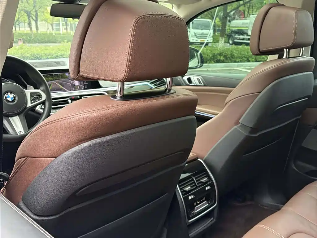 BMW X5 (Import) — миниатюра 17
