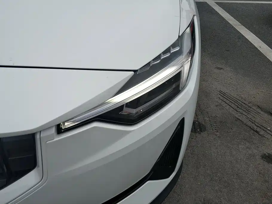Polestar Polestar 2 — миниатюра 5