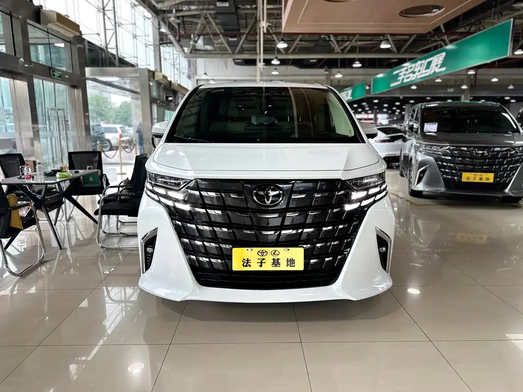 Toyota Alphard 2024 2.5L Premium