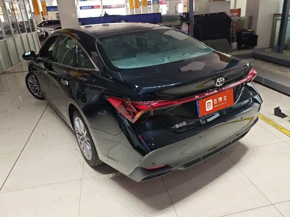 Toyota Avalon — миниатюра 5