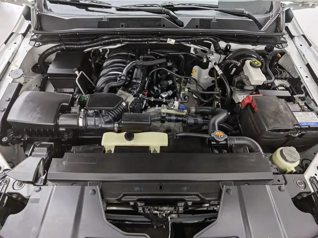 Nissan Navara — миниатюра 6