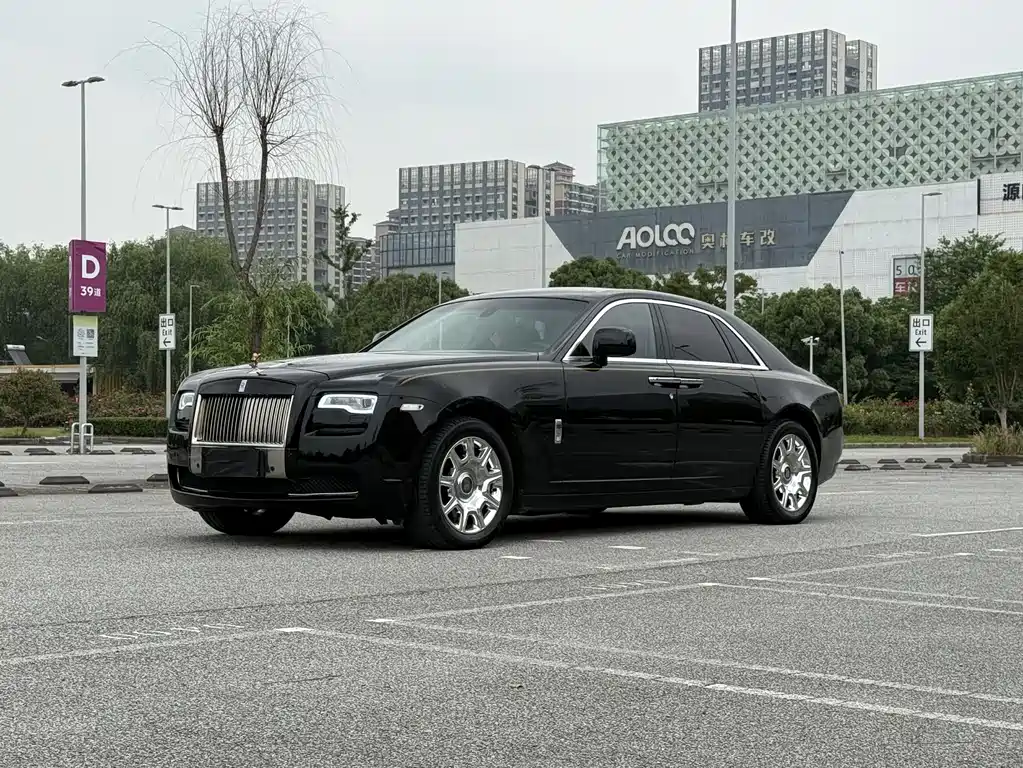 Rolls-Royce Ghost 2011
