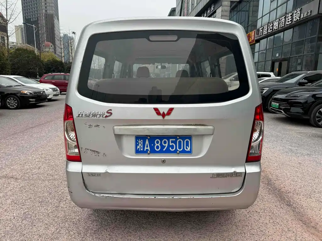 Wuling Rongguang 2014 1.2L S