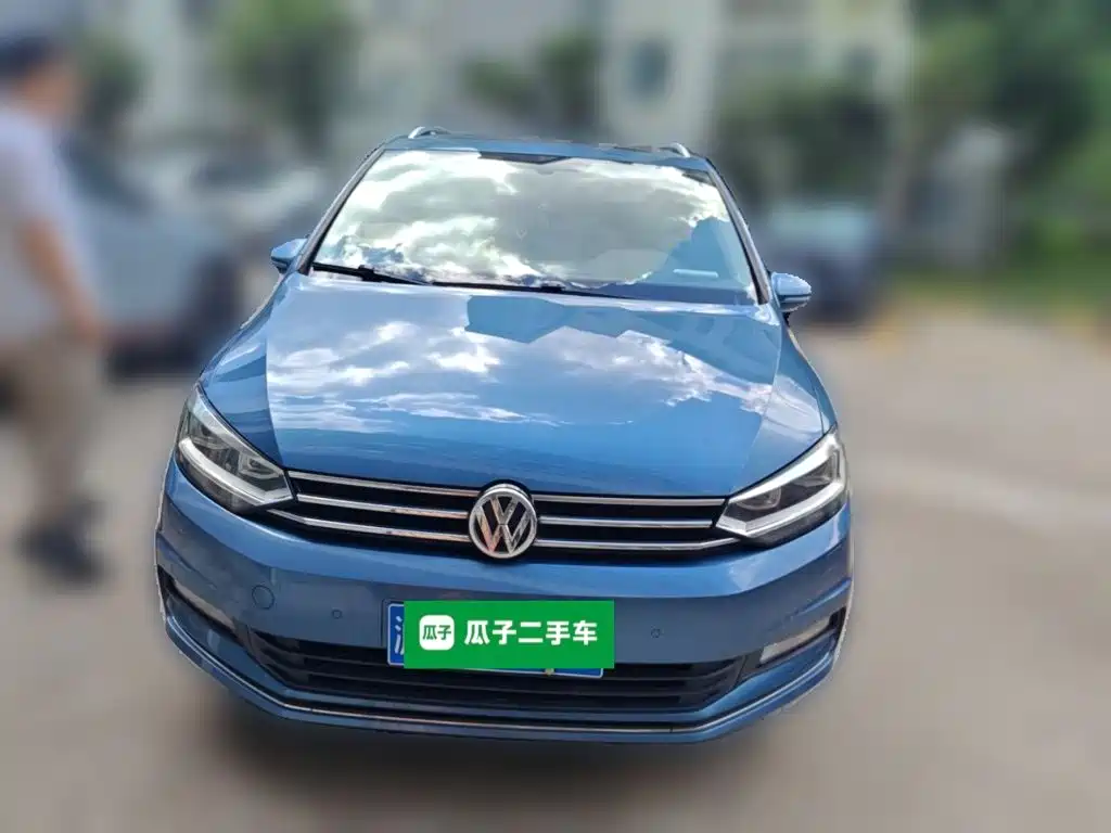 Volkswagen Touran — миниатюра 23