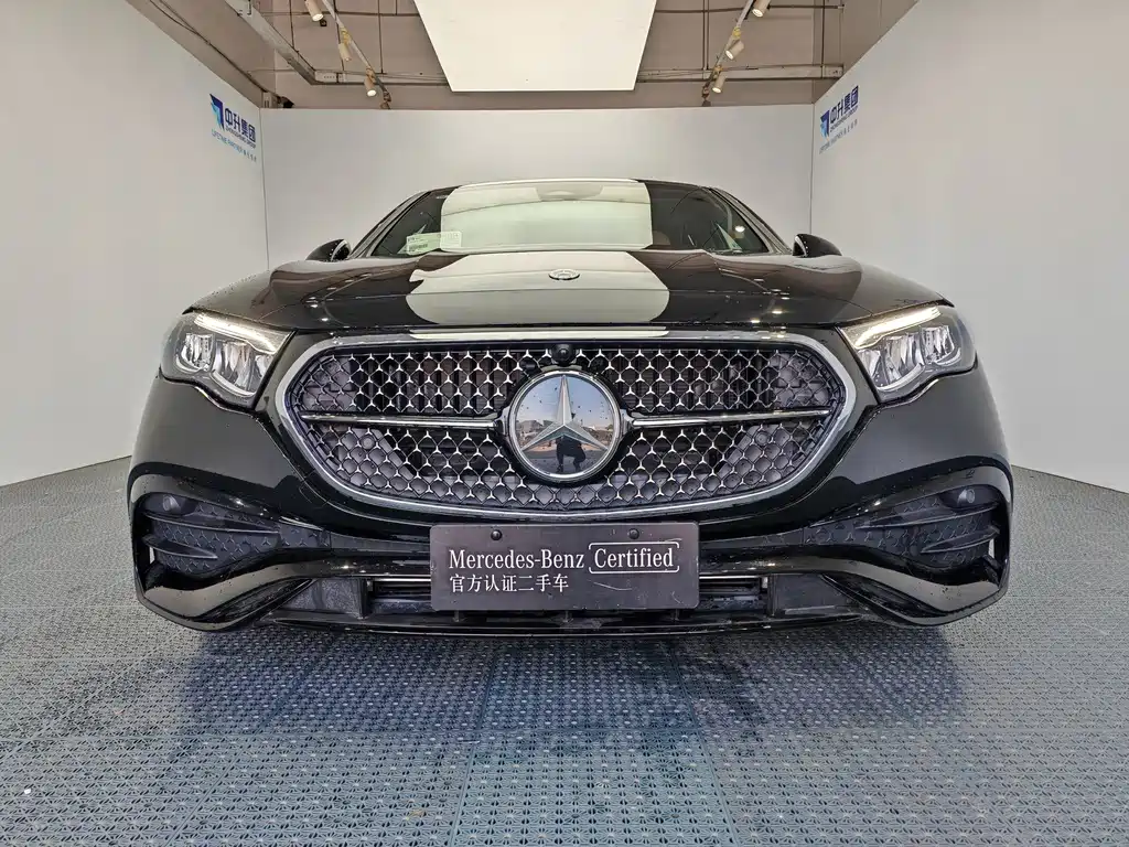 Mercedes-Benz E-Class (Import) — миниатюра 2