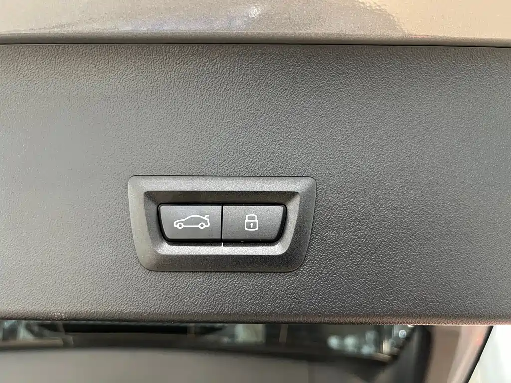 BMW X3 — миниатюра 10