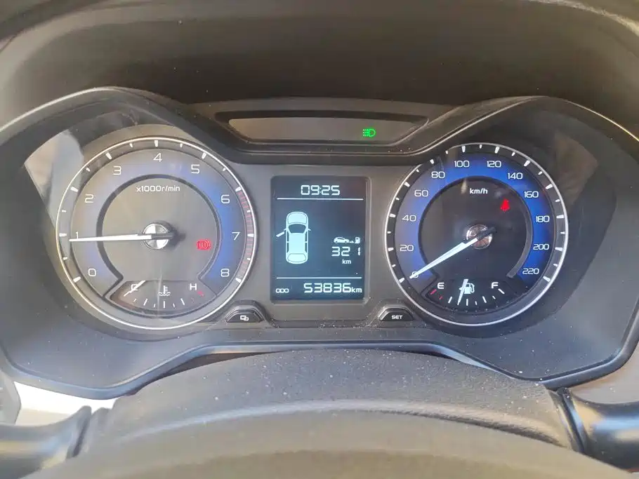 Geely Vision X3 — миниатюра 14