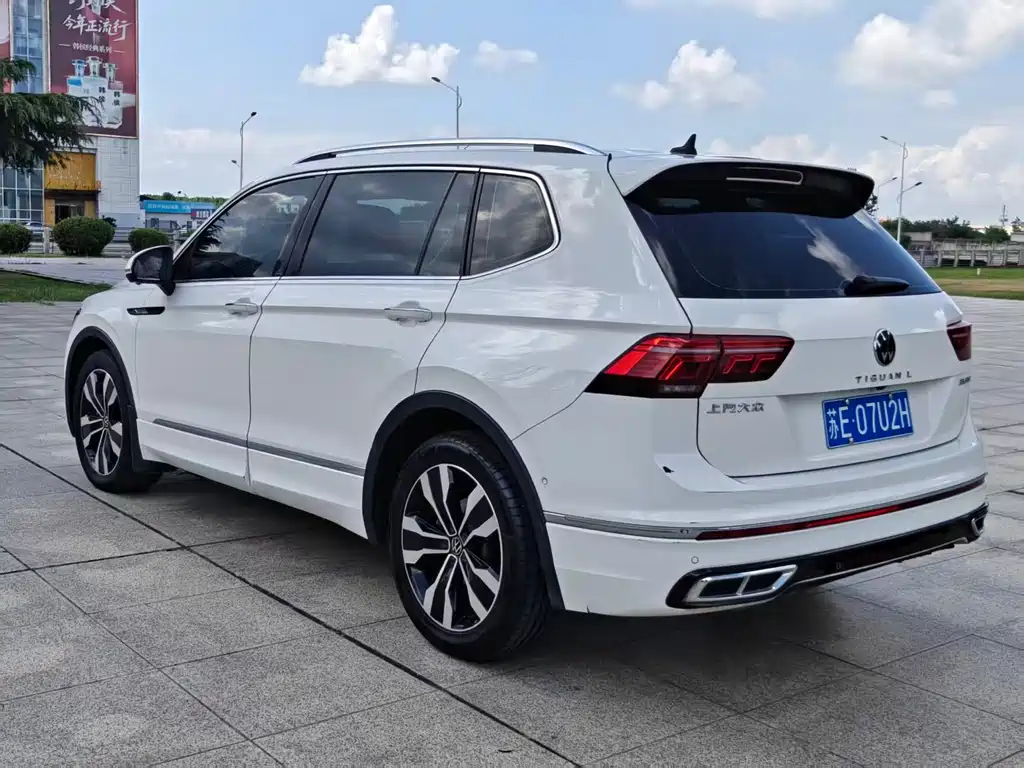 Volkswagen Tiguan L — миниатюра 3