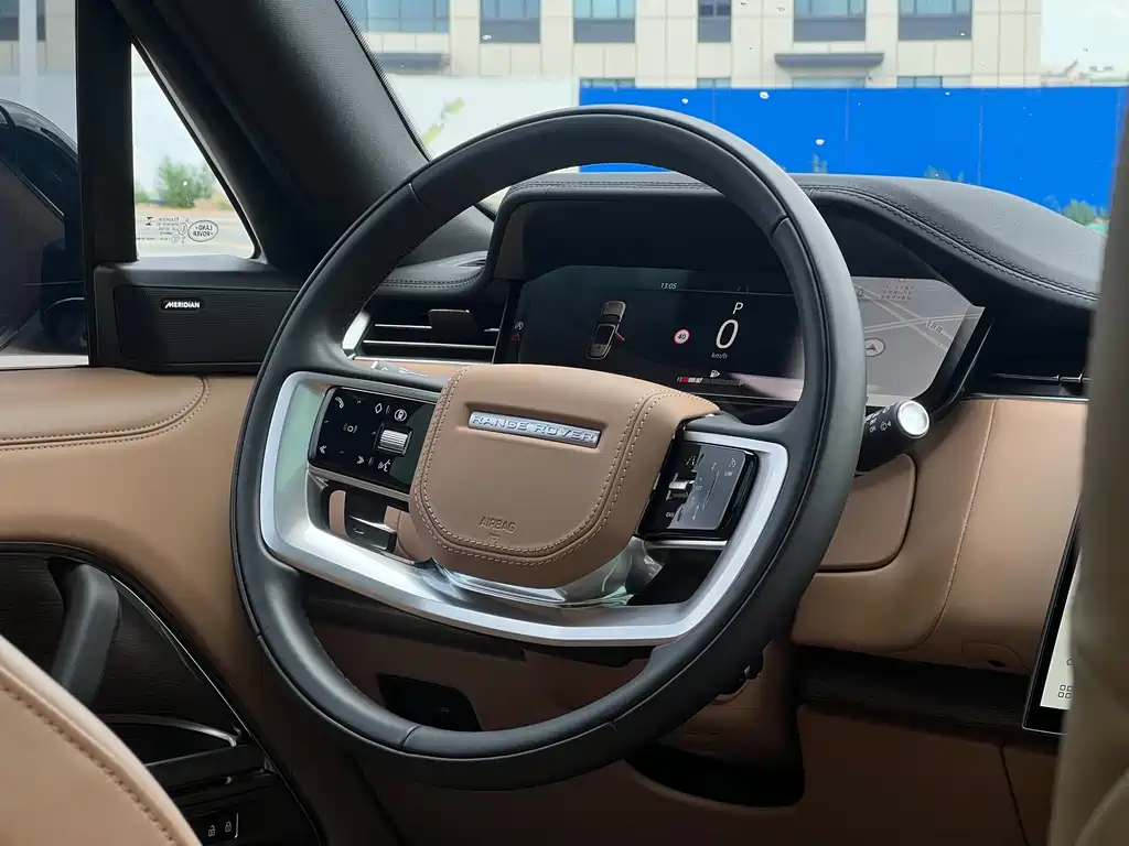 Land Rover Range Rover 2025 3.0 L6 360PS