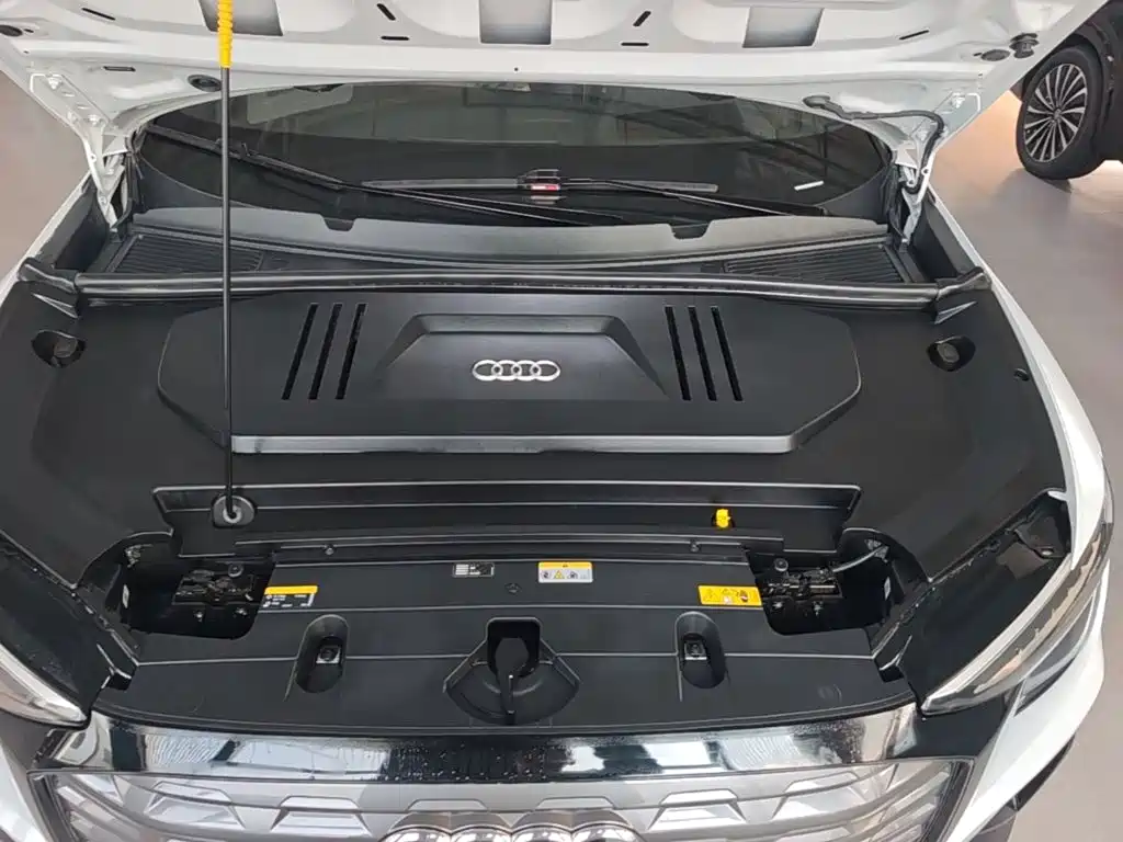 Audi Q5 e-tron — миниатюра 25