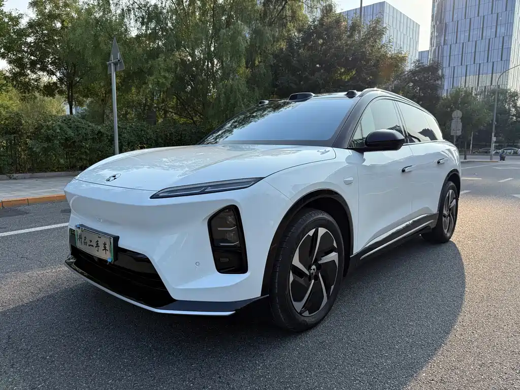 NIO ES6