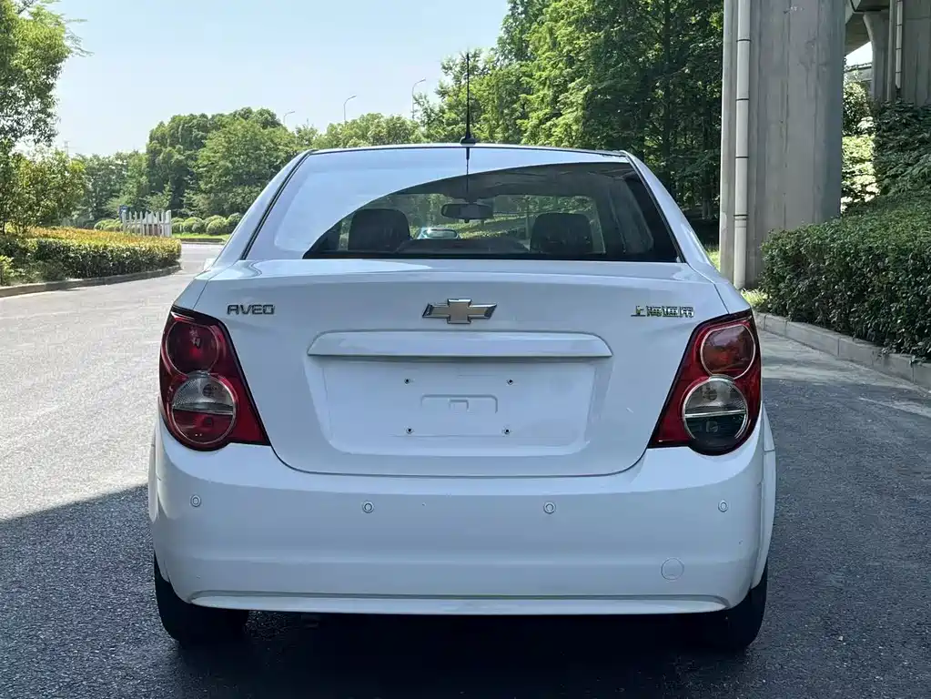 Chevrolet Aveo 2013 1.4L AT