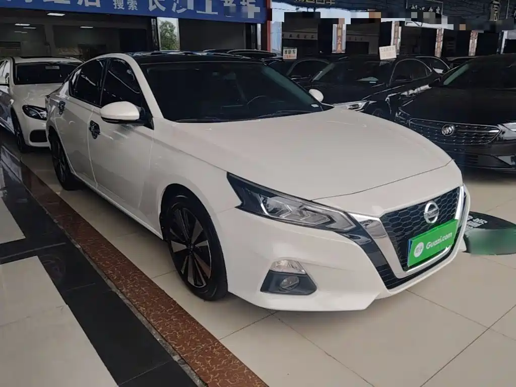 Nissan Teana — миниатюра 4