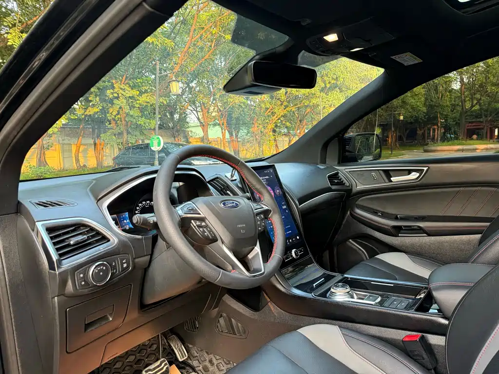 Ford Edge — миниатюра 5