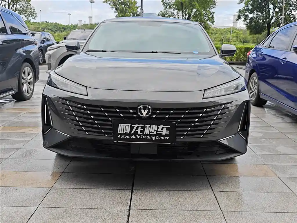 Changan Eado — миниатюра 2