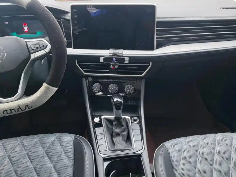 Volkswagen Sagitar — миниатюра 16
