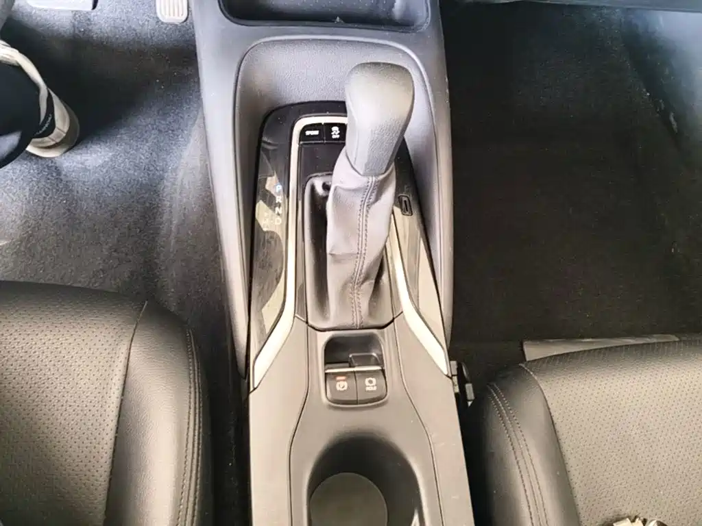 Toyota Corolla — миниатюра 14