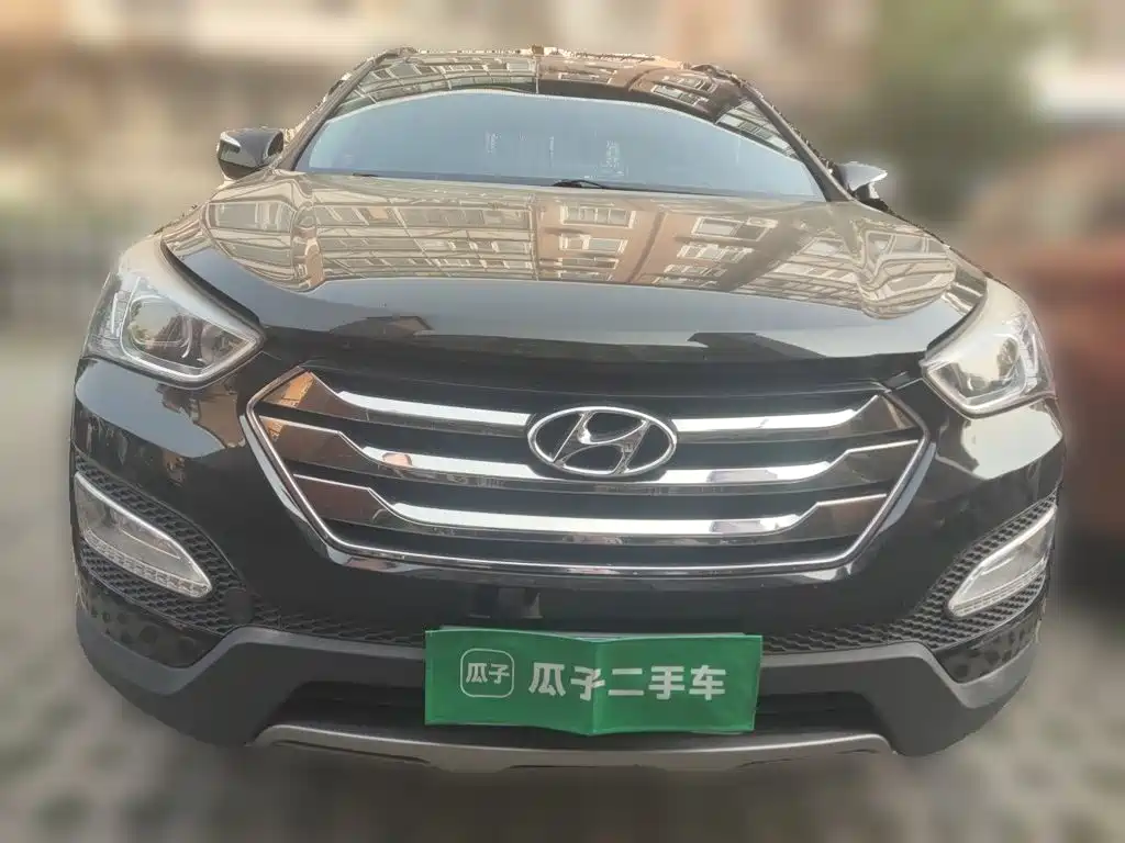 Hyundai Santa Fe — миниатюра 2